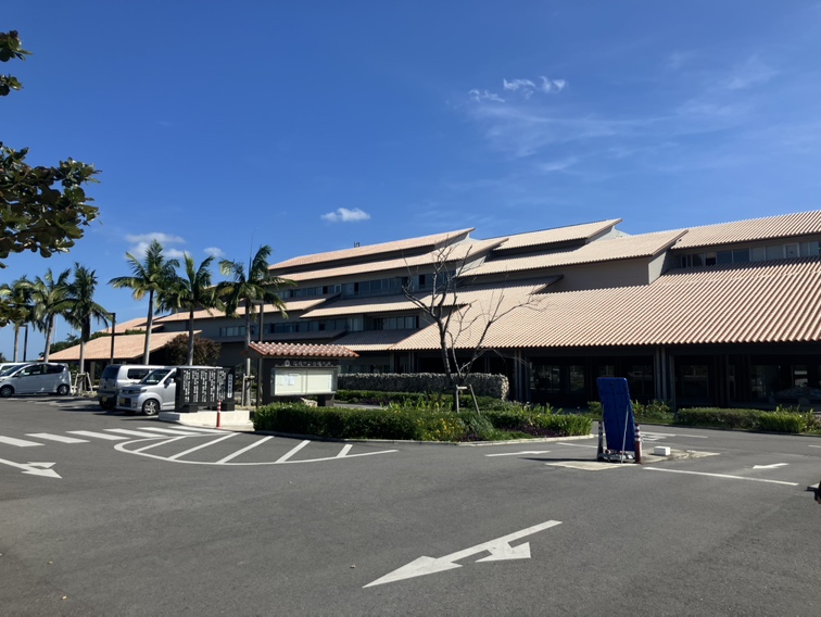 石垣市の市役所（2024年12月に視察を実施